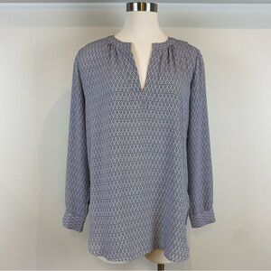 Ann Taylor Loft Black & White Floral Blouse Split V Neck Long Sleeves Sz S Light